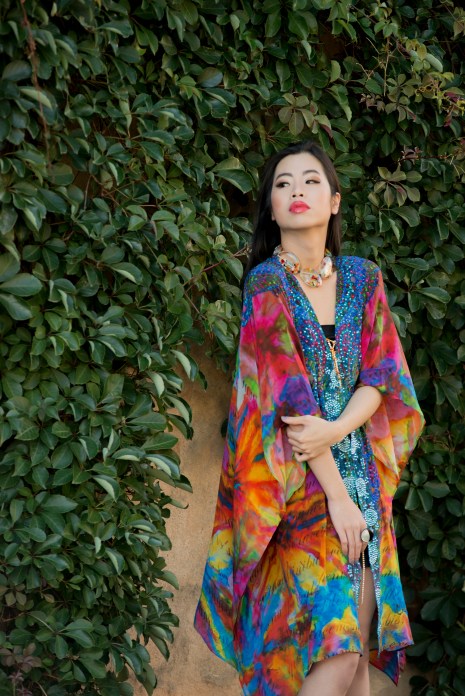 Amber_kaftan 1 mid-shot_Sat